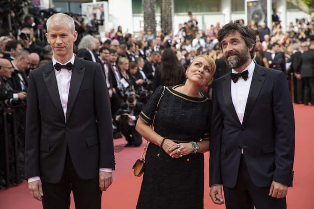 Franck Riester, Rosalie Varda et Mathieu Demy l&egrave;vent les yeux au ciel
