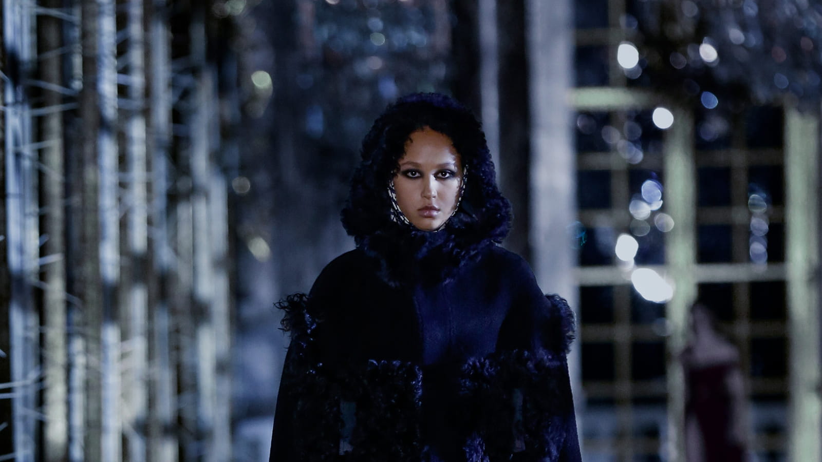 Look 29