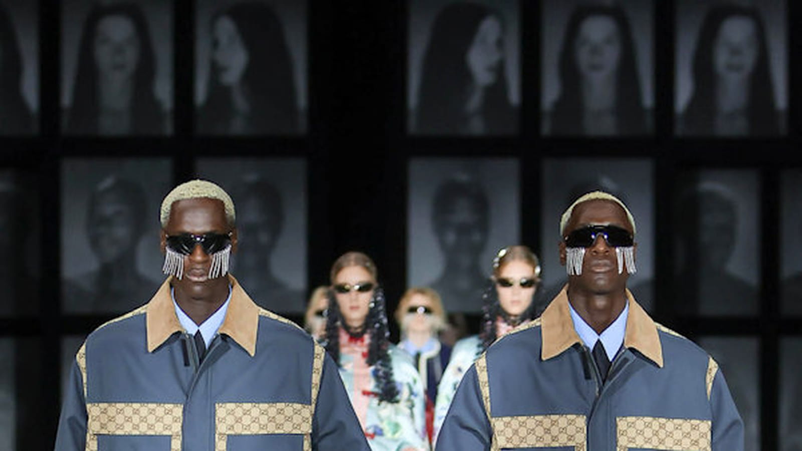 Look 50