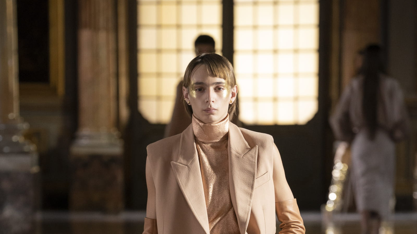 Look 52