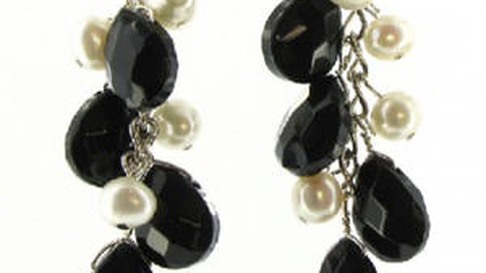 Les boucles d'oreilles agate noire et perle des Poulettes
