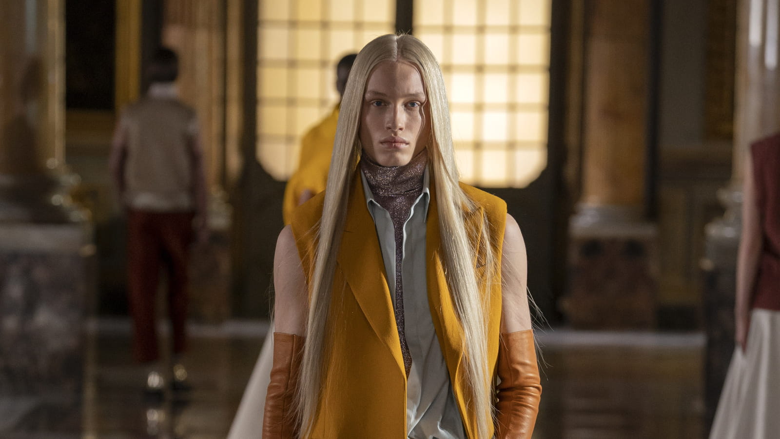 Look 64
