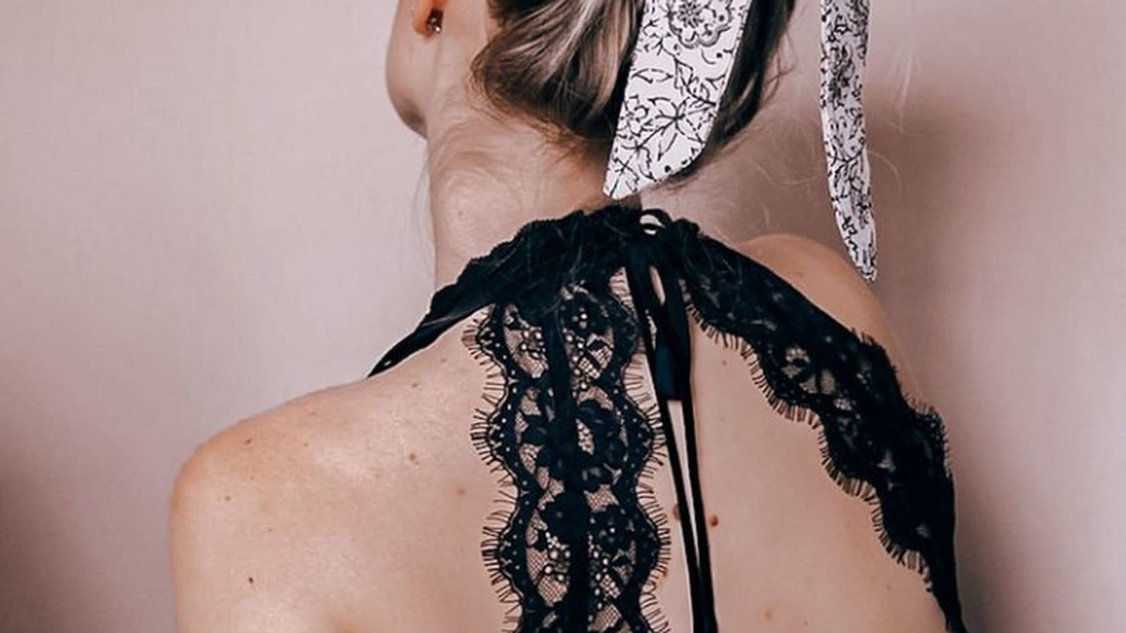 Chignon avec foulard