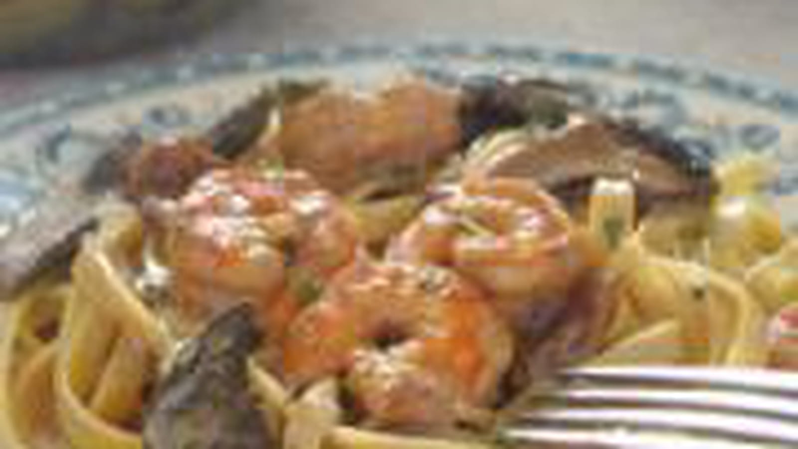 Tagliatelles crevettes et crème aux champignons