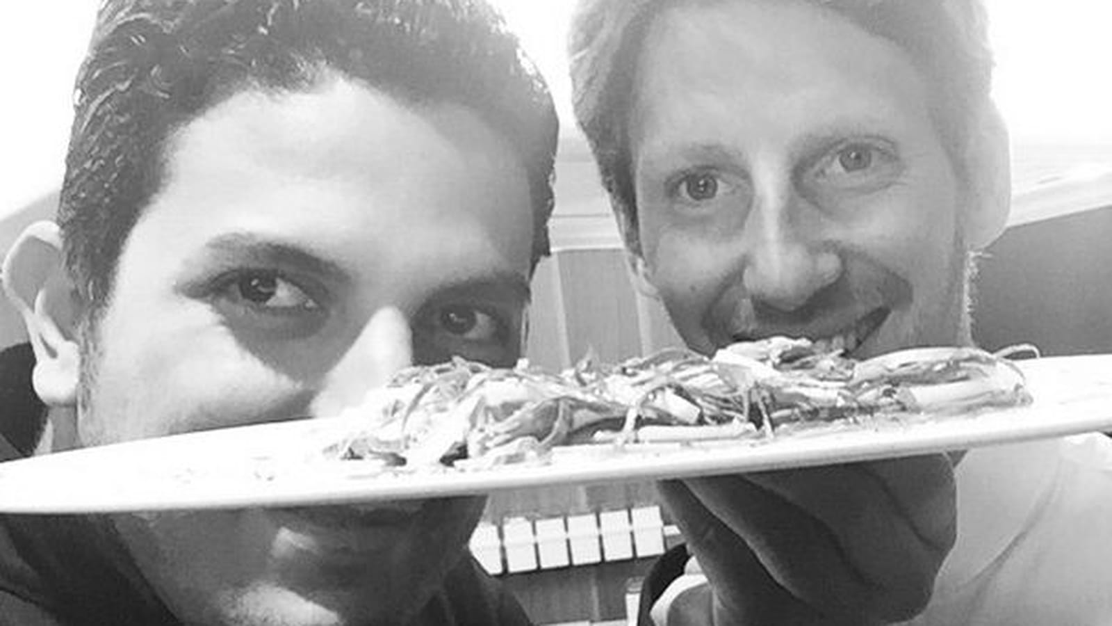 Akrame Benallal et Romain Grosjean, en cuisine