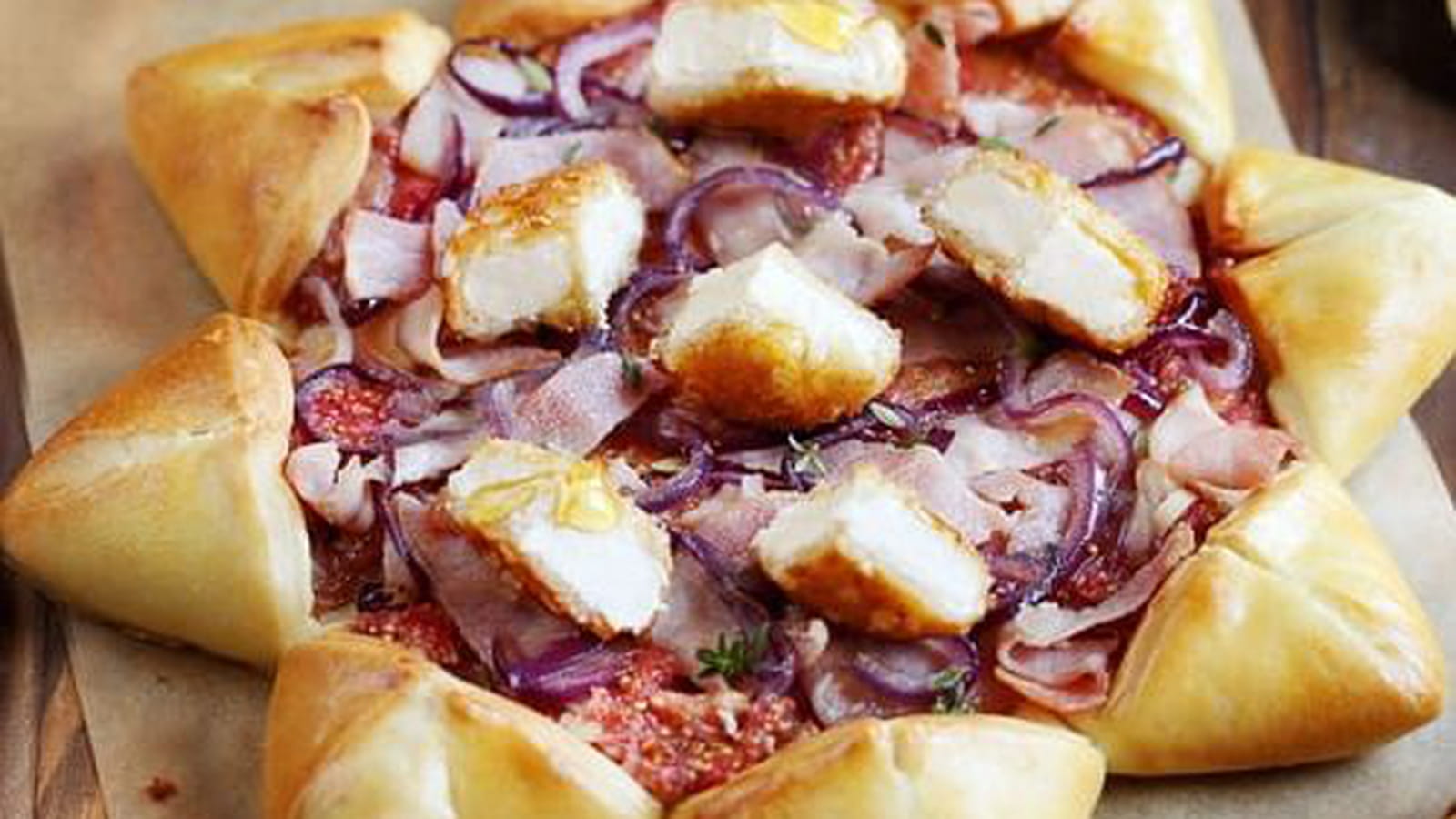Pizza étoile aux figues et aux Palets fromagers chèvre