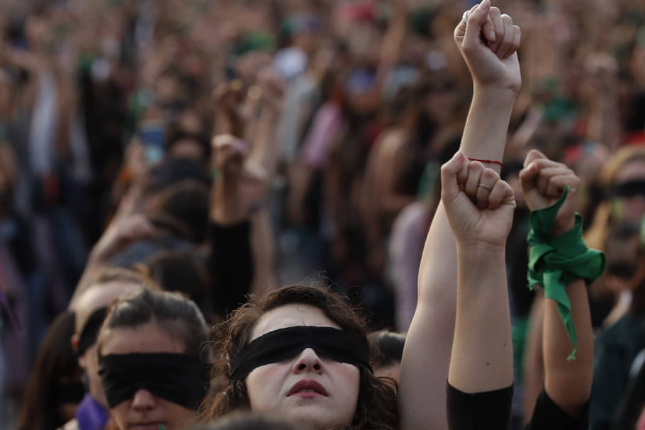 "A nos soeurs assassinées" : le chant féministe contre les violences