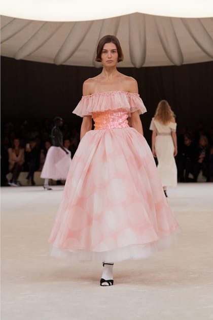Look 48&nbsp;du d&eacute;fil&eacute; Chanel haute couture printemps-&eacute;t&eacute; 2024