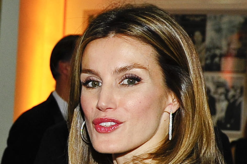 Le gloss pop de Letizia d'Espagne