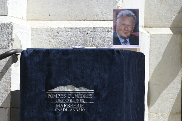 Obsèques de Philippe Bouvard : l'hommage rendu au défunt journaliste
