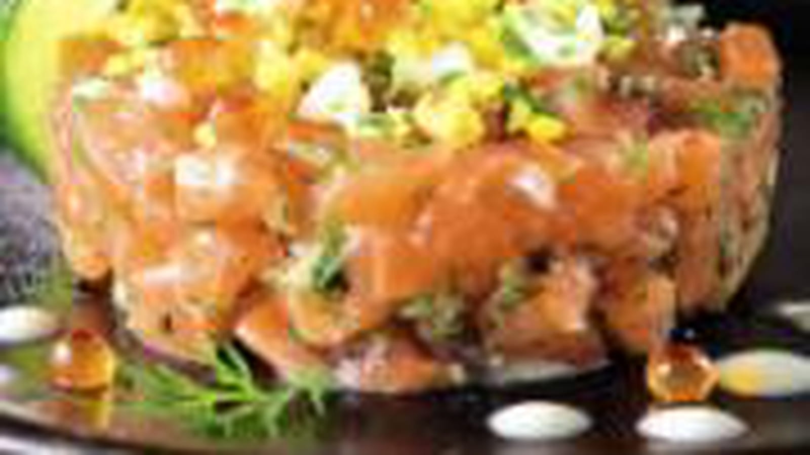 Tartare de saumon aux huîtres