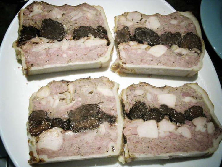 Recette de Terrine de lapin aux pruneaux la recette facile