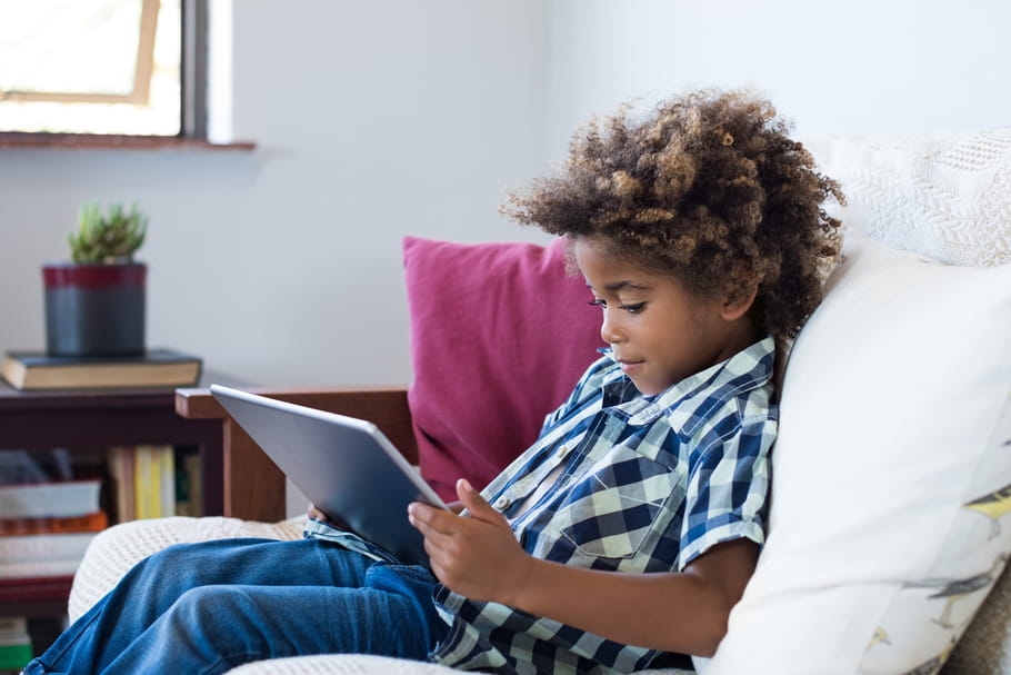 La surconsommation des écrans rendrait les enfants plus impulsifs