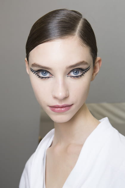 La raie sur le c&ocirc;t&eacute;