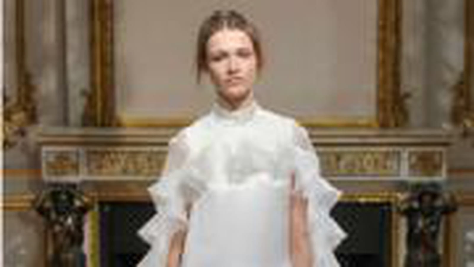 Une robe Yde