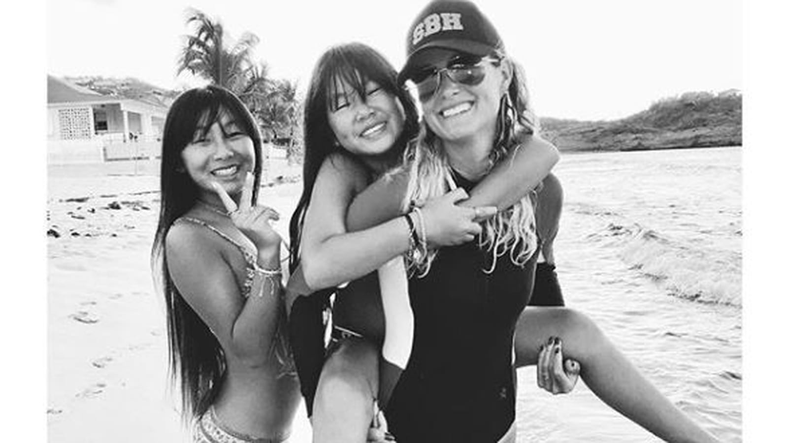 Laeticia Hallyday et ses filles