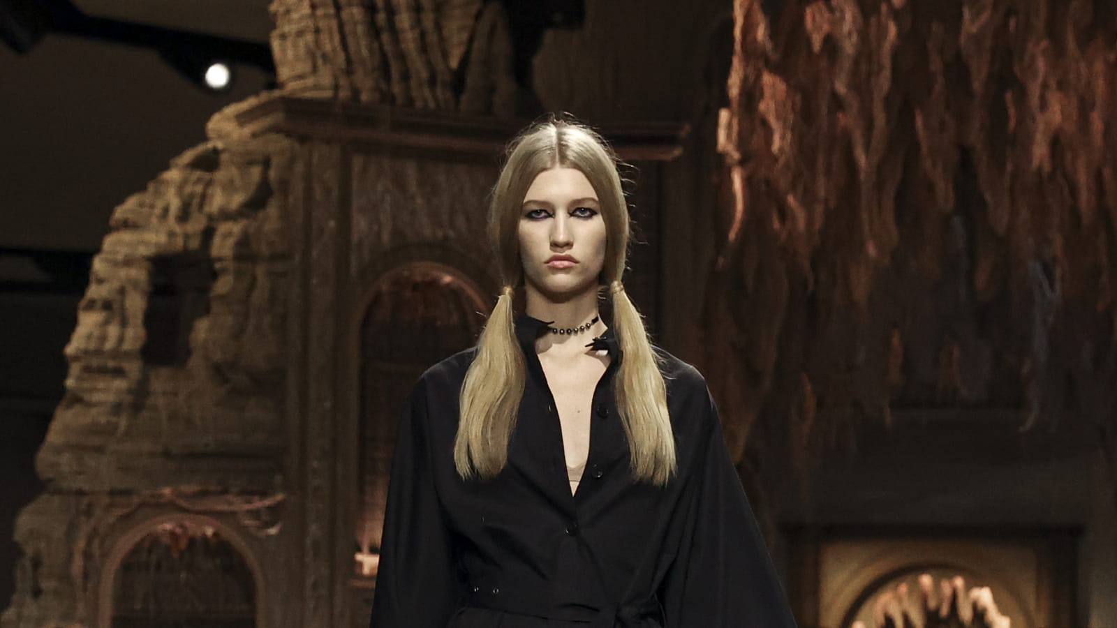 Look 34