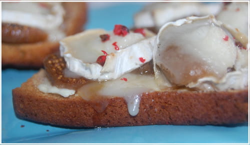 Pain d'épices aux figues et chèvre