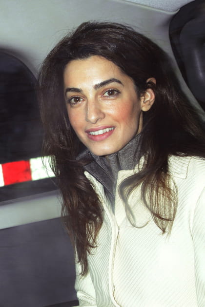 Les cheveux lisses d'Amal Clooney