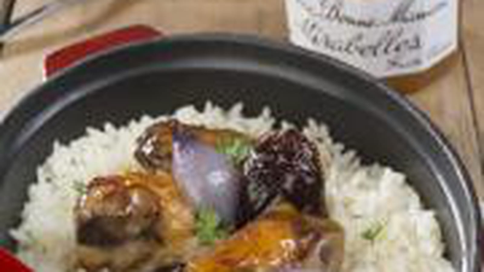 Agneau et pruneaux épicés, laqués à la Confiture de Mirabelles Bonne Maman