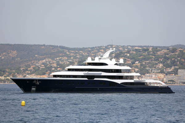 yacht-Symphony-bernard-arnault