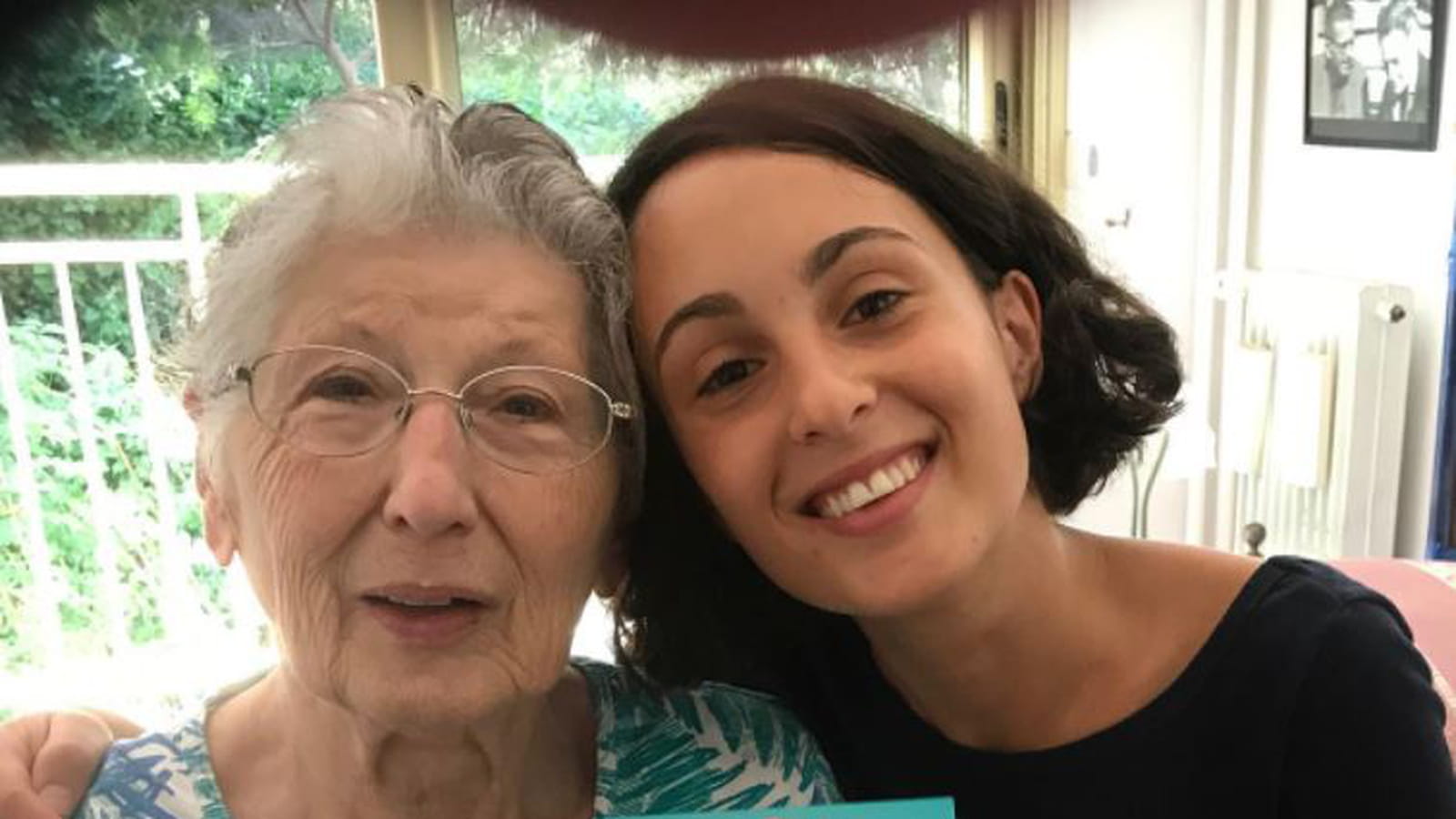 Barbara Pravi et sa grand-mère