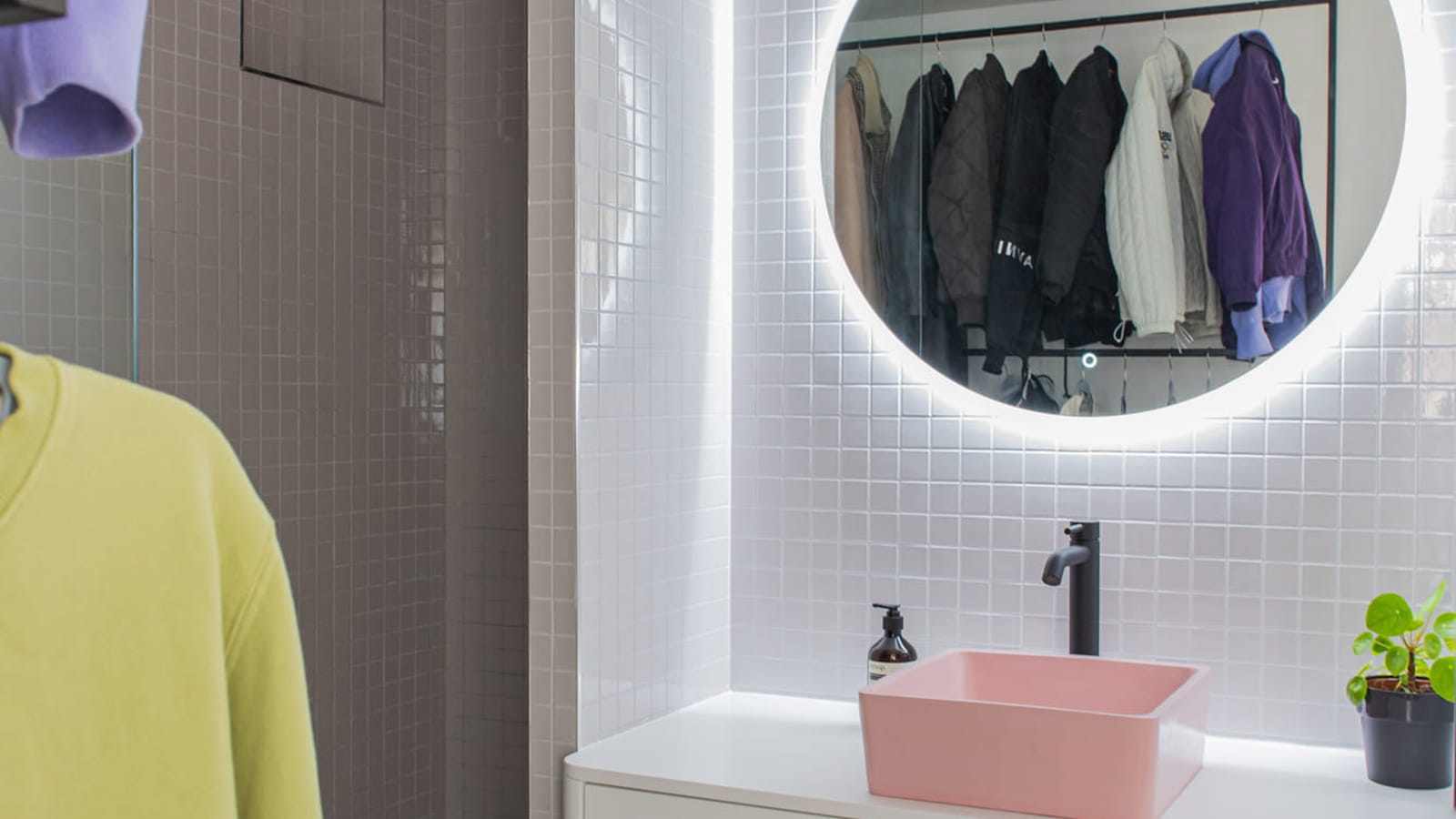 Salle d'eau moderne 