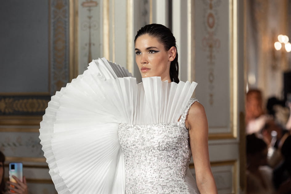 Le glazed skin vu chez Tony Ward