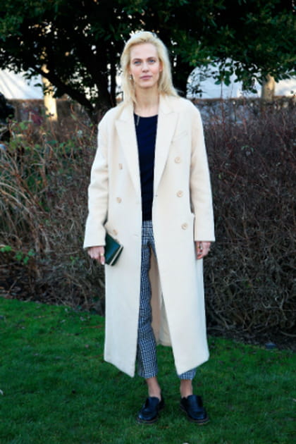 Aymeline Valade au d&eacute;fil&eacute; Chanel