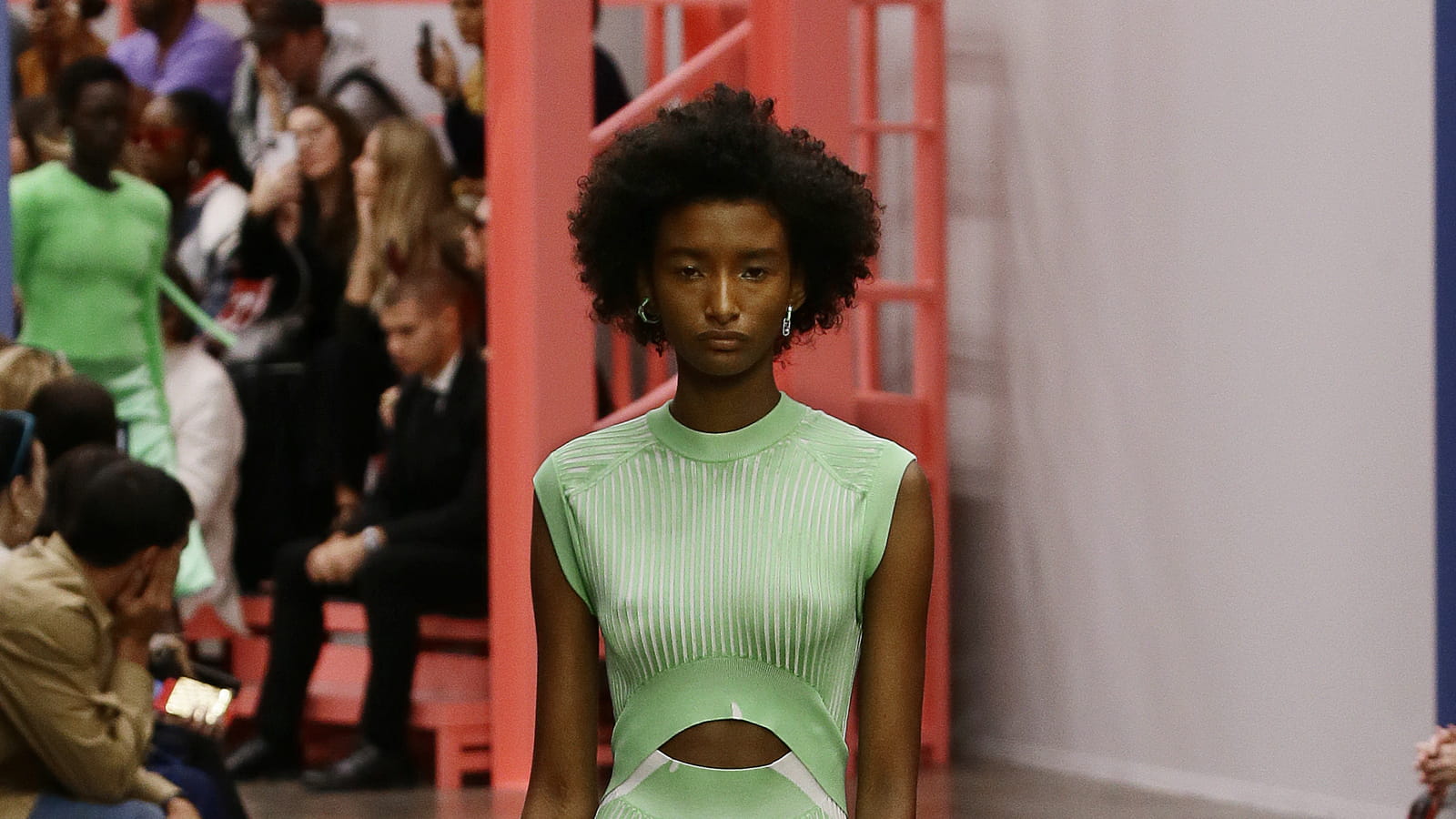 Look 26 