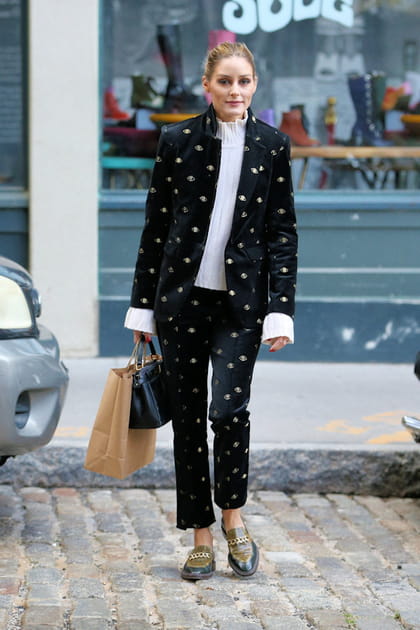 Olivia Palermo en tailleur en velours