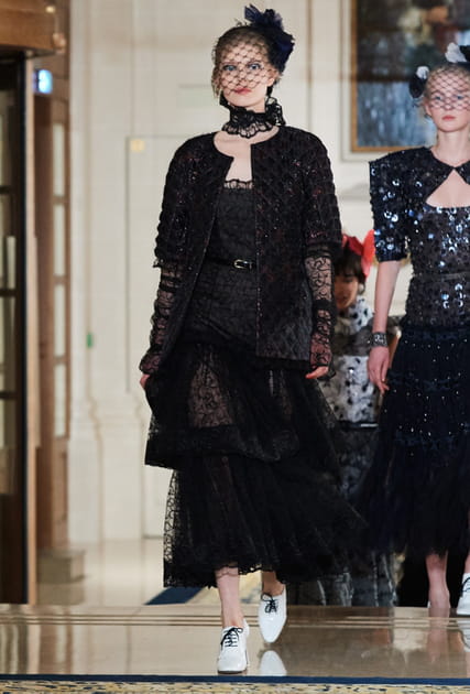 Chanel M&eacute;tiers d'art - Silhouette 69