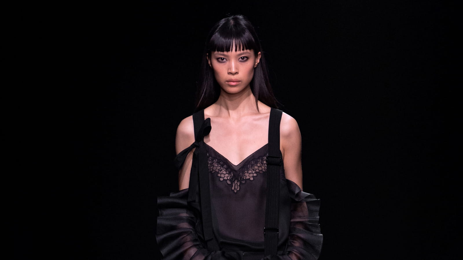Look 3