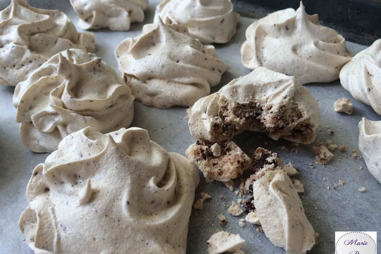 Meringues au chocolat noir la recette facile