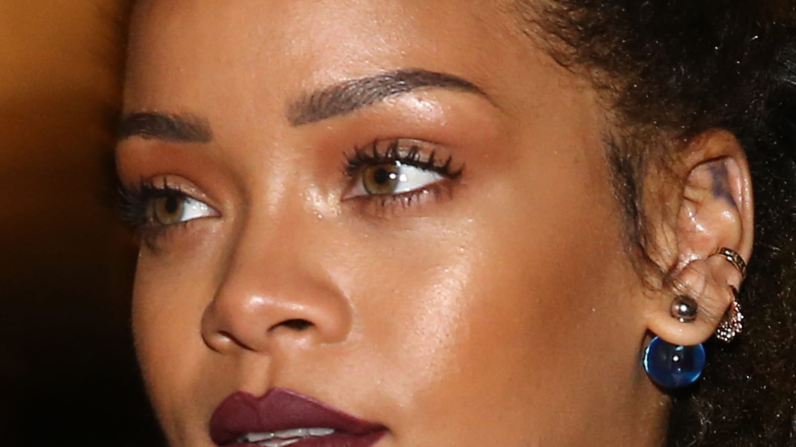  Rihanna 