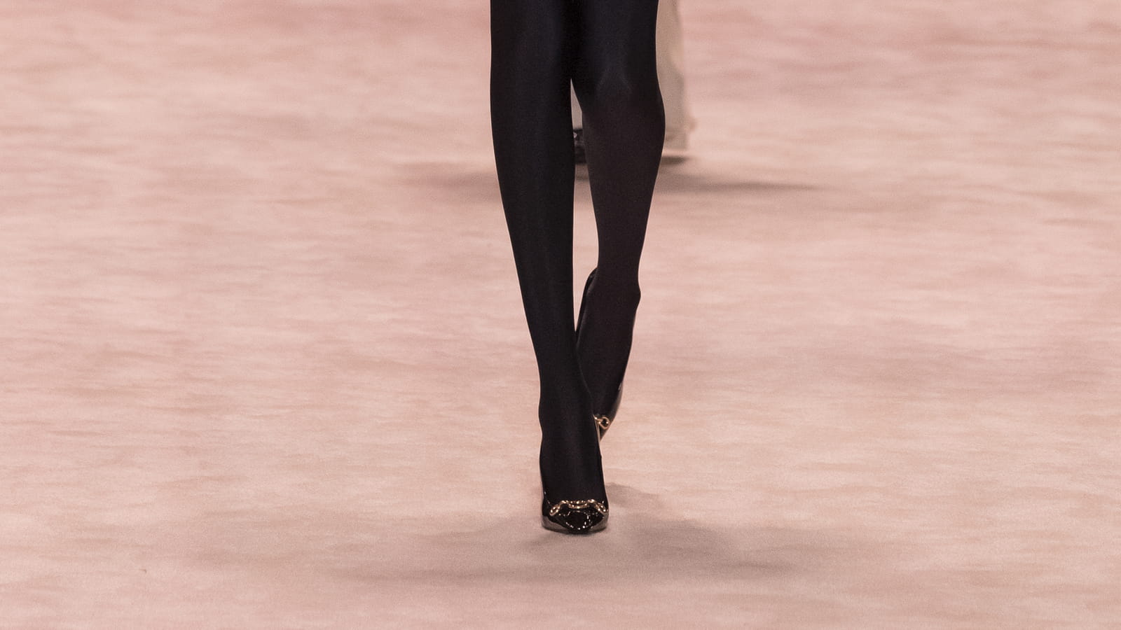 Look 37