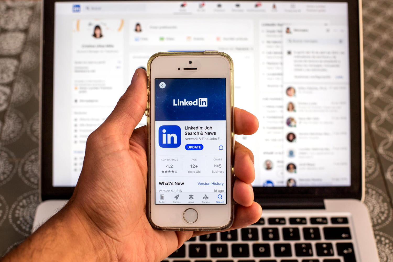 With this little -known tip, your profile will be viewed 17 times more than others on LinkedIn