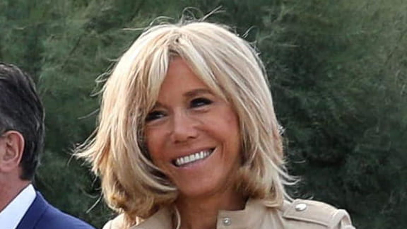 Regard intensifié avec du khôl