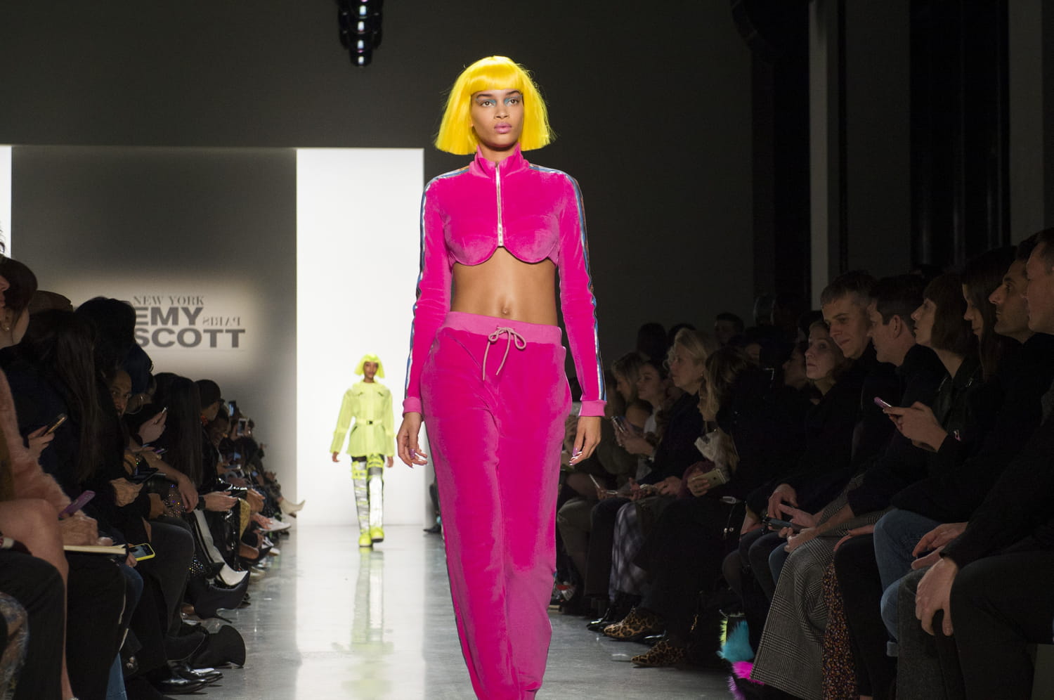 Jeremy Scott et ses poupées futuristes