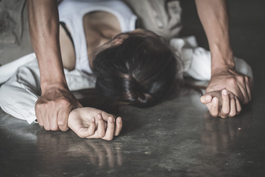 Violences sexuelles : quelles sont-elles et que stipule la loi ?