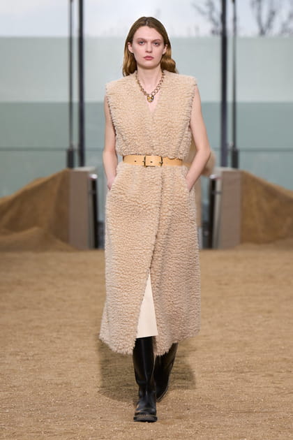 Look 26&nbsp;du d&eacute;fil&eacute; Chlo&eacute;