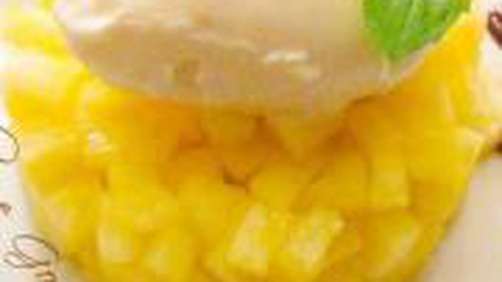 Tartare d'ananas et glace Piña Colada