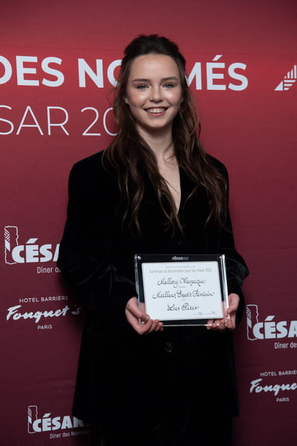 Mallory Wanecque au d&icirc;ner des nomm&eacute;s des C&eacute;sar au Fouquet's