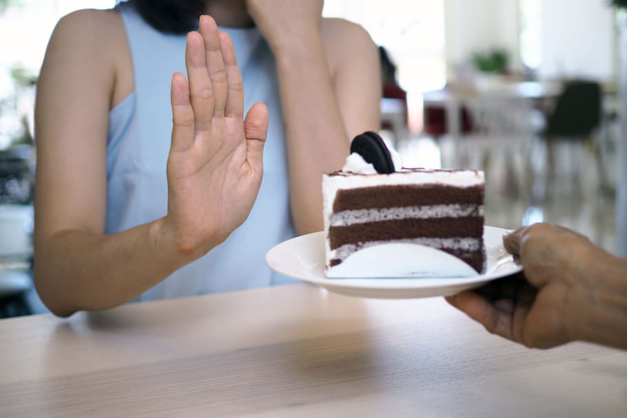 Addiction au sucre : causes, qui consulter, que faire ?