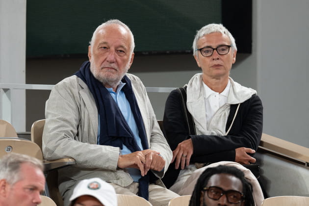 Roland-Garros : François Berléand a assisté au match avec sa compagne Alexia Stresi