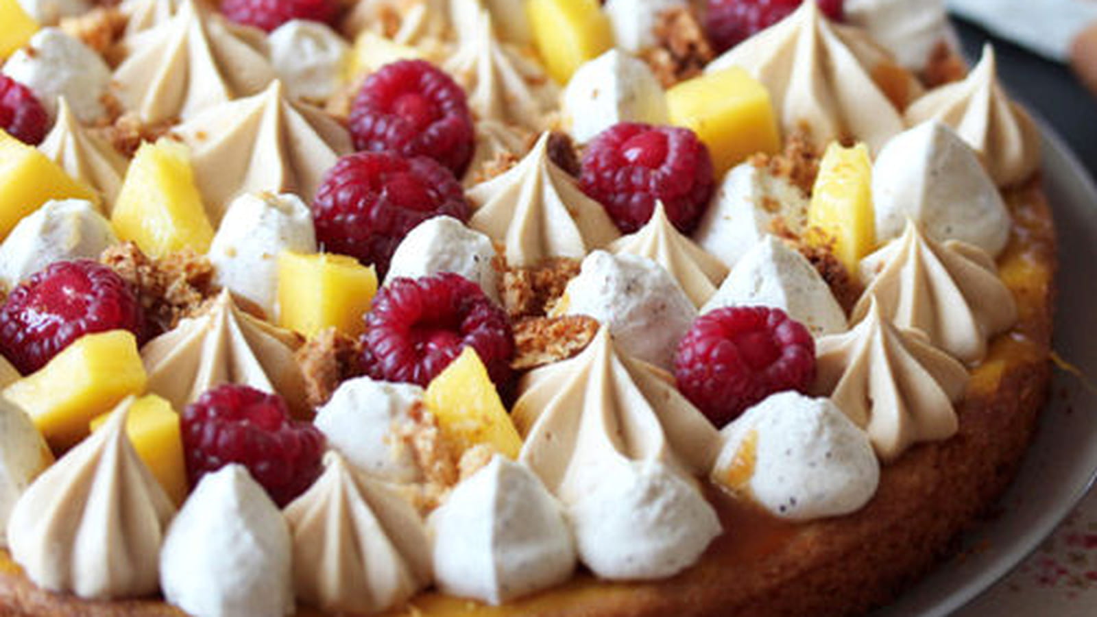 Tarte mangue, framboise et spéculoos façon Fantastik