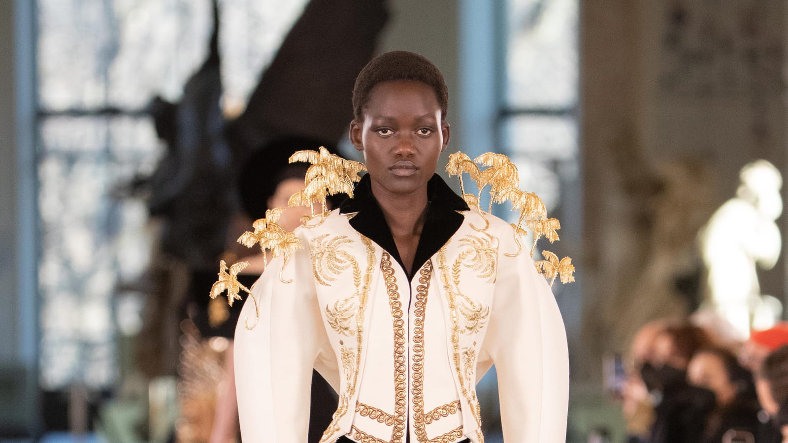 Look 8