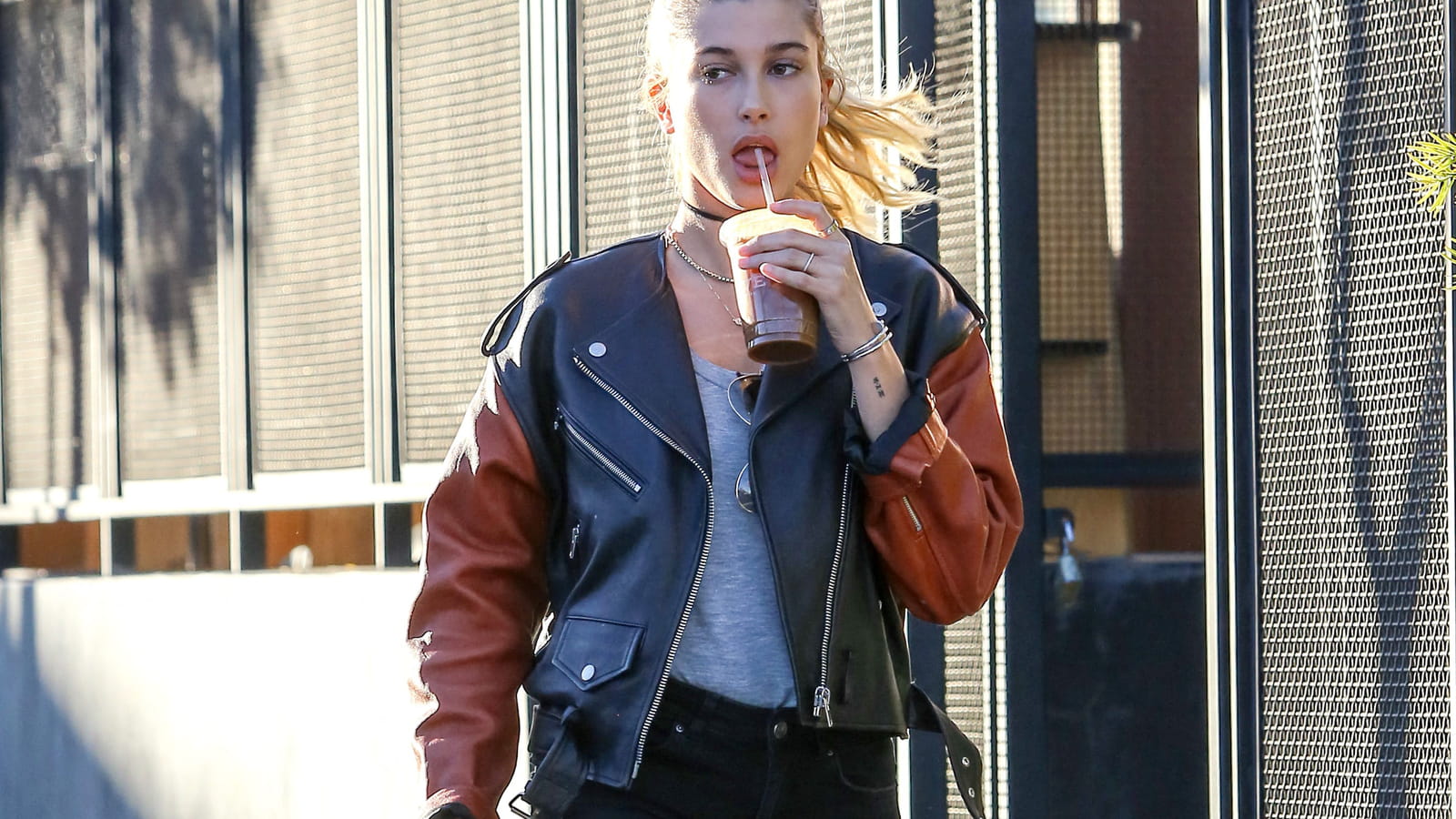 Hailey Bieber le 13 janvier 2016