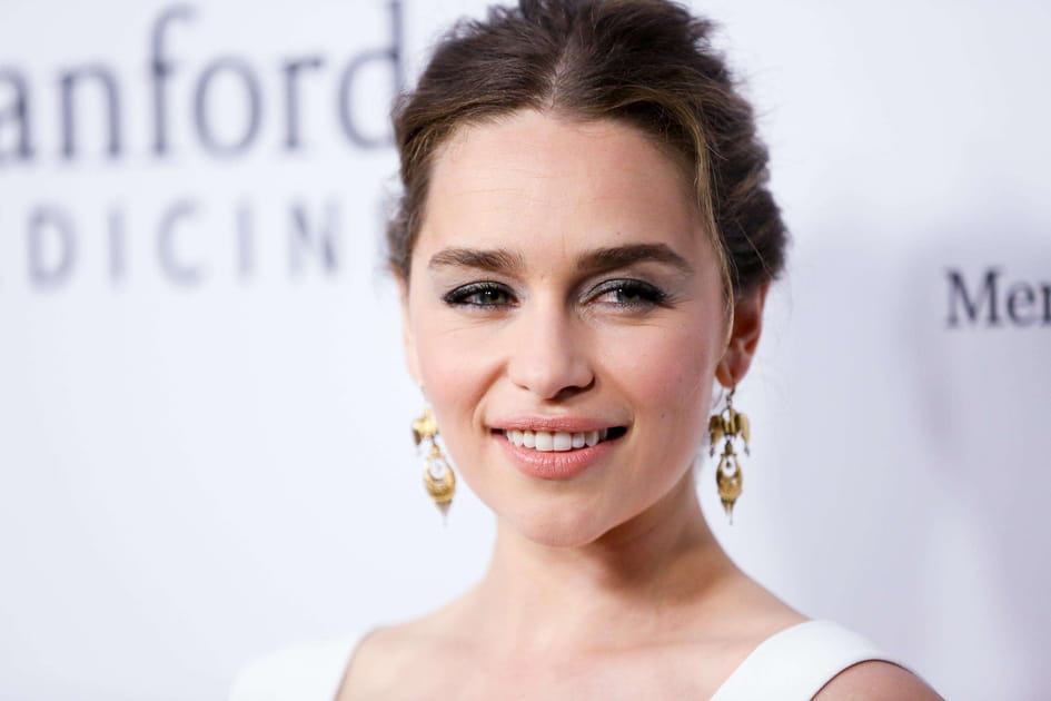 Le chignon de princesse d'Emilia Clarke