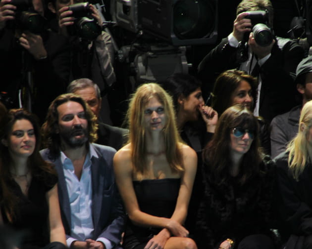 Les people sont dans la place